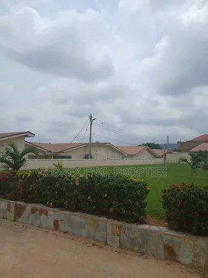 3bdrm Maisonette in Oyarifa for rent