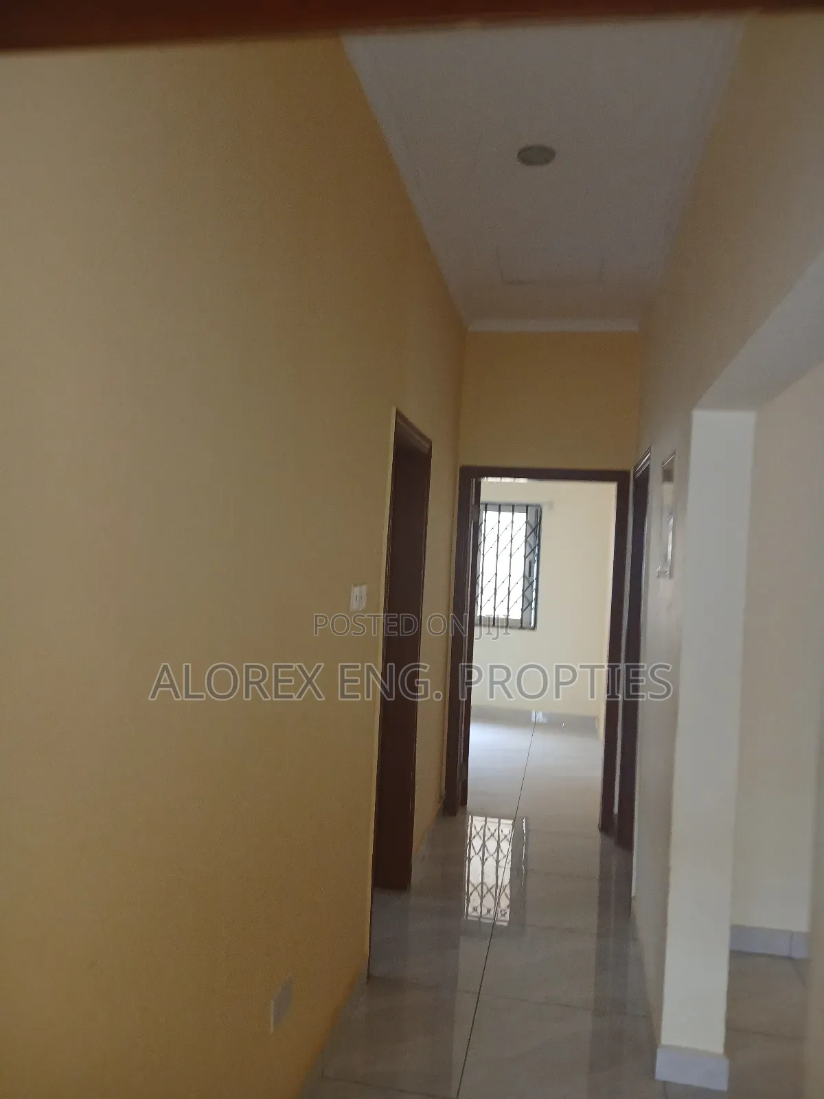 3bdrm Maisonette in Oyarifa for rent
