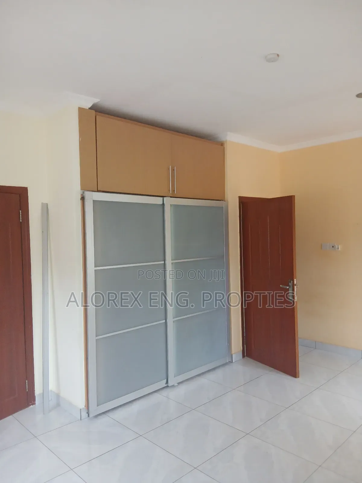 3bdrm Maisonette in Oyarifa for rent