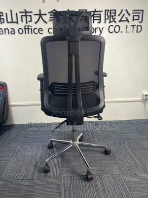 Comfortable Swivel Mesh Chair