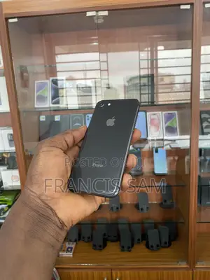 Apple iPhone 8 64 GB Black