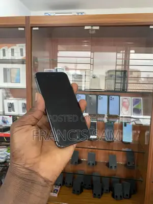 Apple iPhone 8 64 GB Black