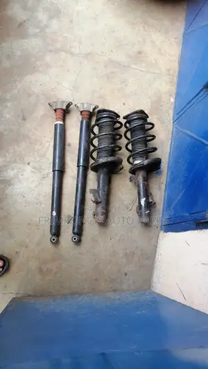 Ford Focus 2014 Front And Back Shocks Absorbers