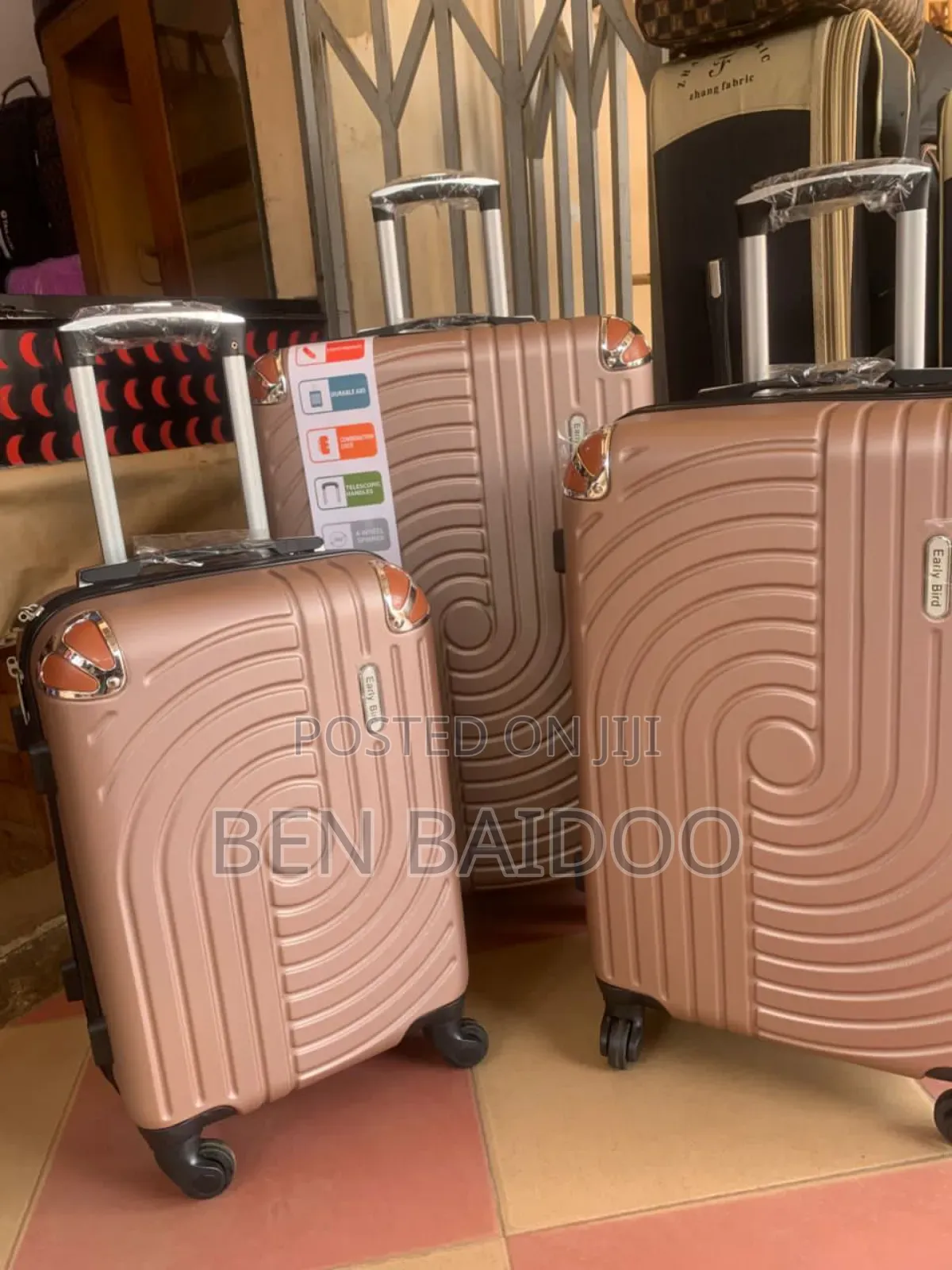 Plastic 3-Piece Luggage Set(Ultimate Travel Experience)