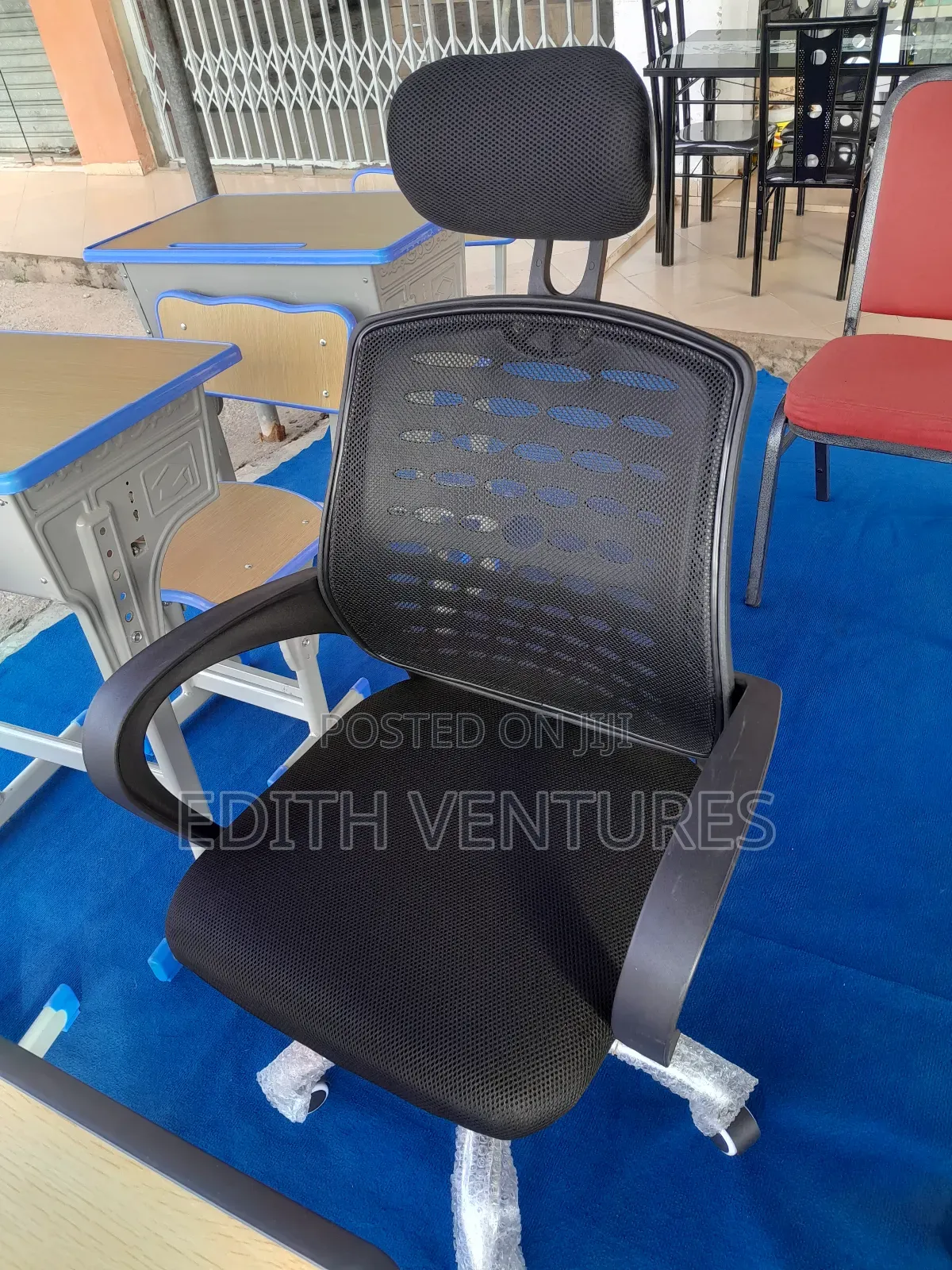 Suza Office Chair