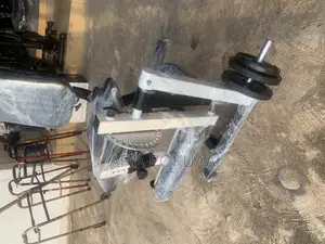 Leg Extension 150kg With 25kg Weight Plate