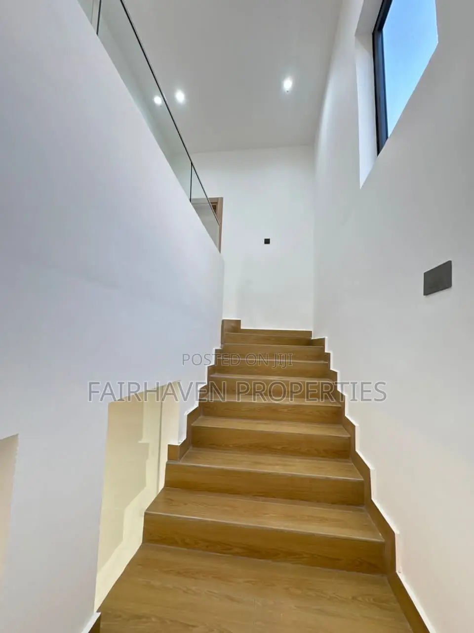 3bdrm House in Fairhaven Properties, Ghana Flag for sale