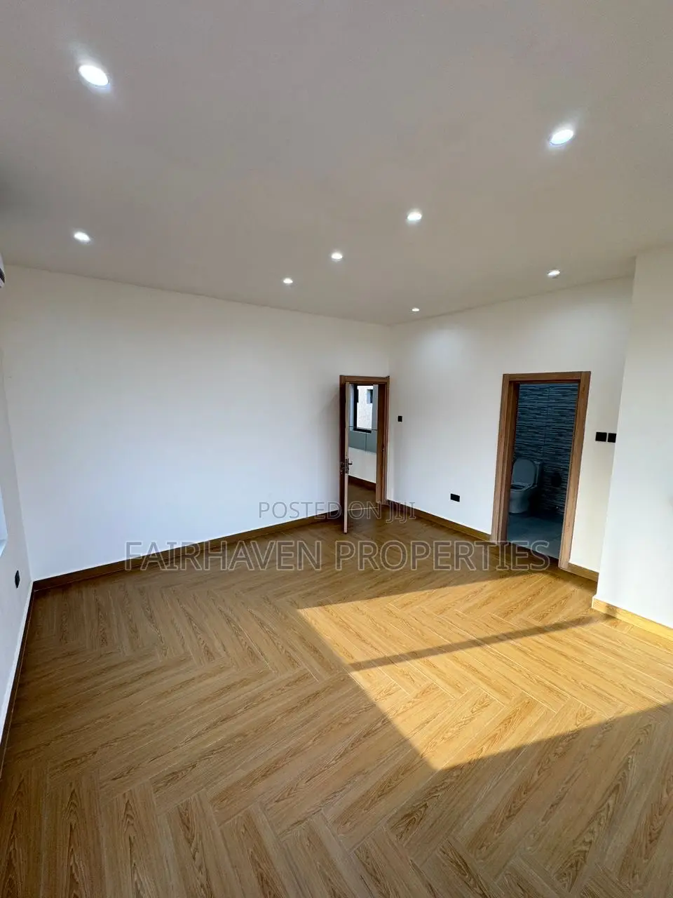 3bdrm House in Fairhaven Properties, Ghana Flag for sale