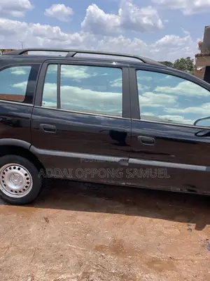 Opel Zafira 2003 Black