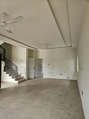 4bdrm House in Oyarifa, Accra Metropolitan for sale