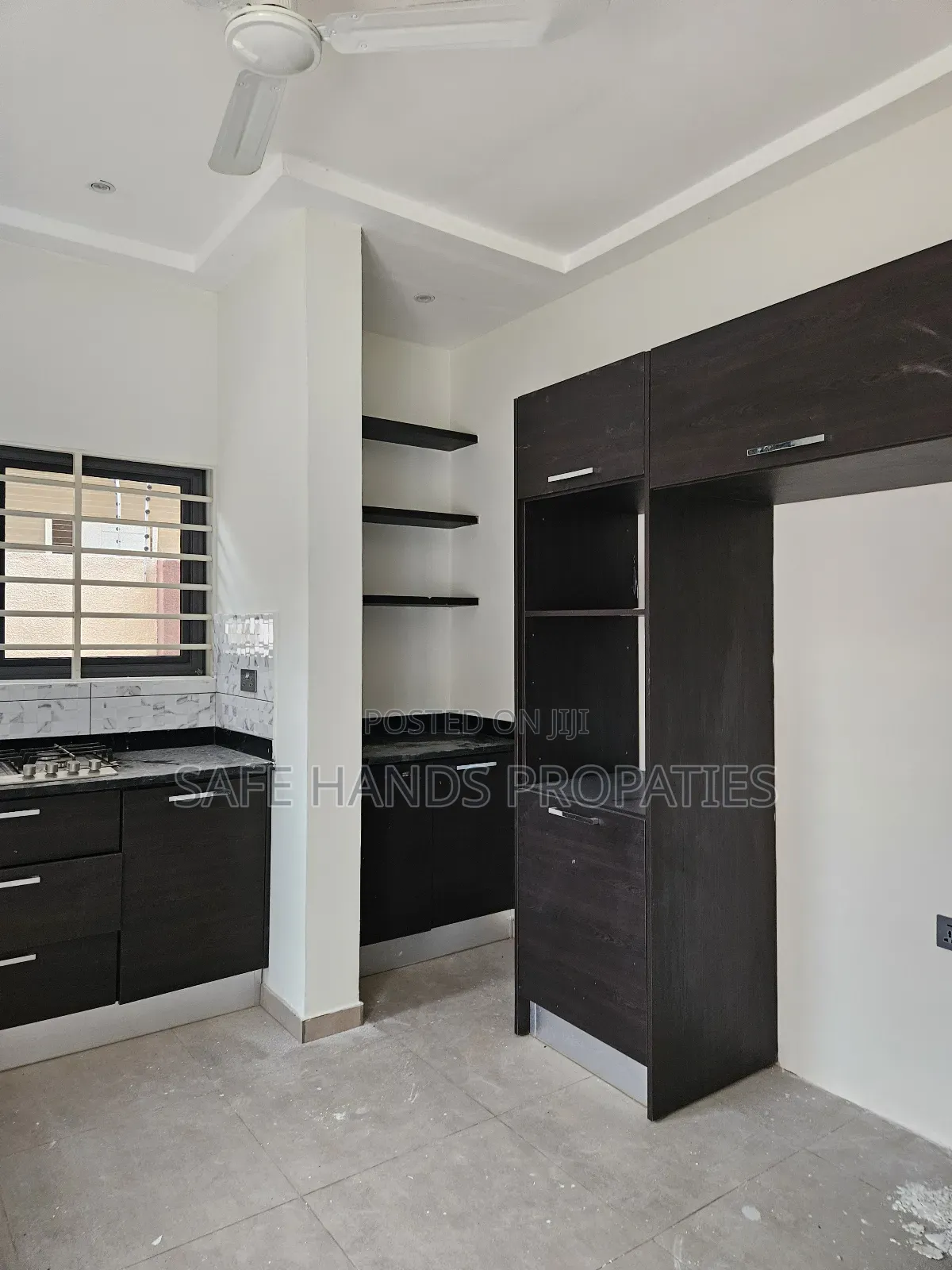 4bdrm House in Oyarifa, Accra Metropolitan for sale