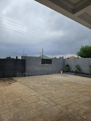 4bdrm House in Oyarifa, Accra Metropolitan for sale