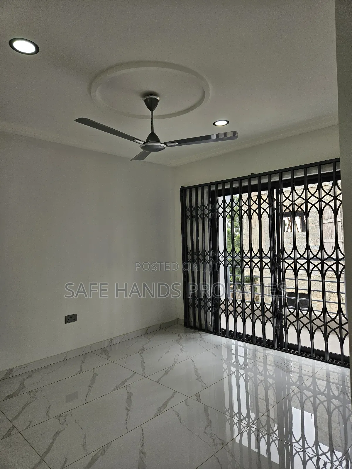4bdrm House in Oyarifa, Accra Metropolitan for sale