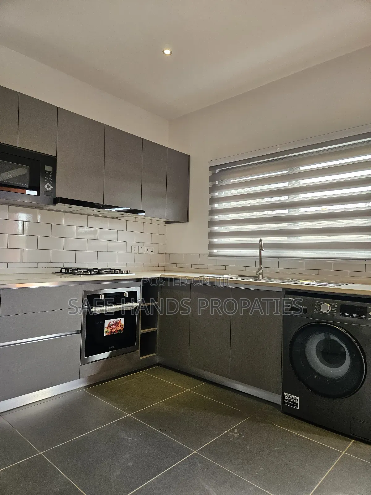 4bdrm House in Oyarifa, Accra Metropolitan for sale