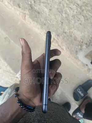 New Apple iPhone 11 64 GB Black