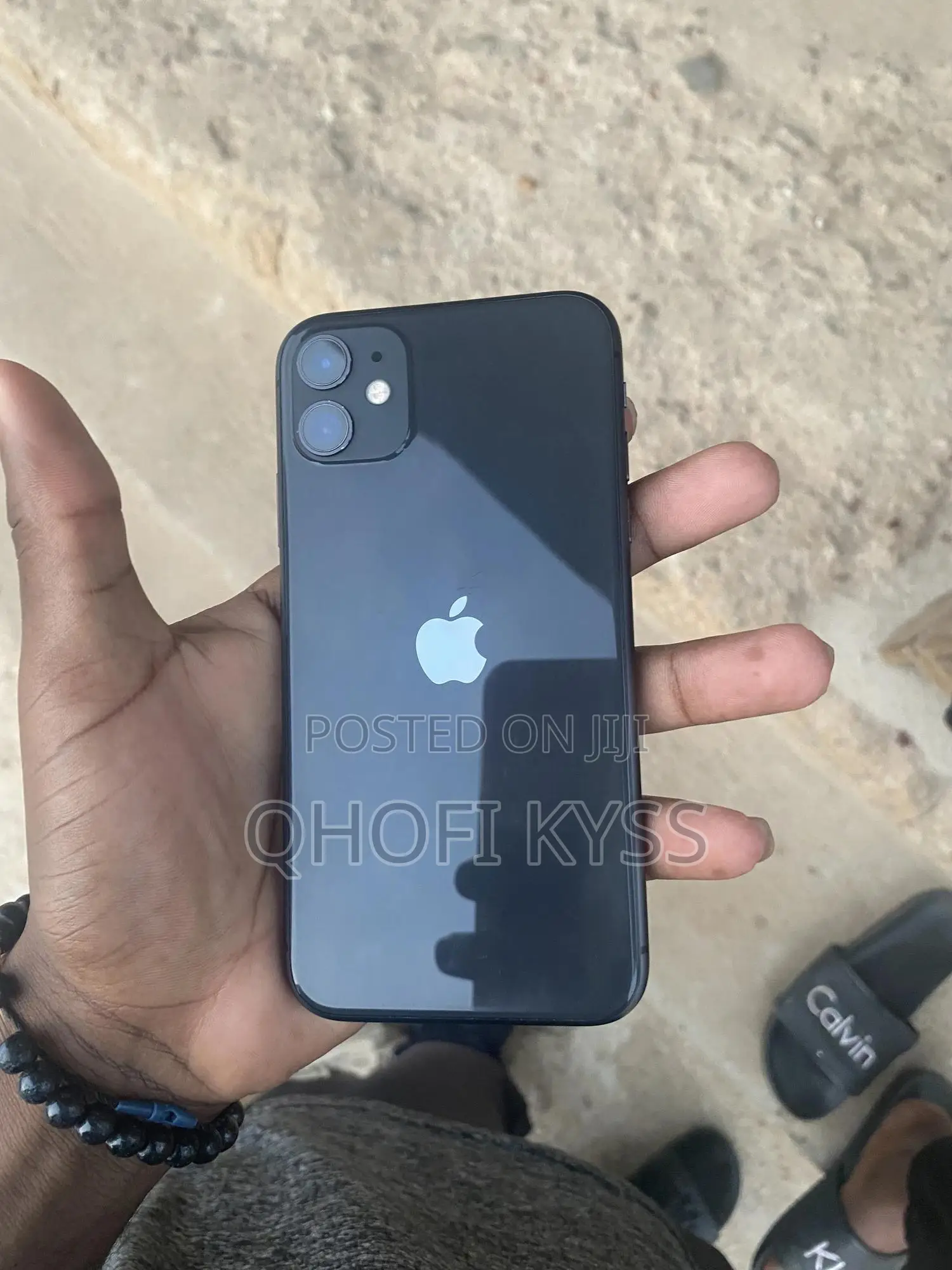 New Apple iPhone 11 64 GB Black
