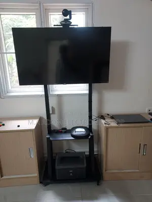 Hight Quality Movable Tv Stand for Led Tv Between 32”-75”