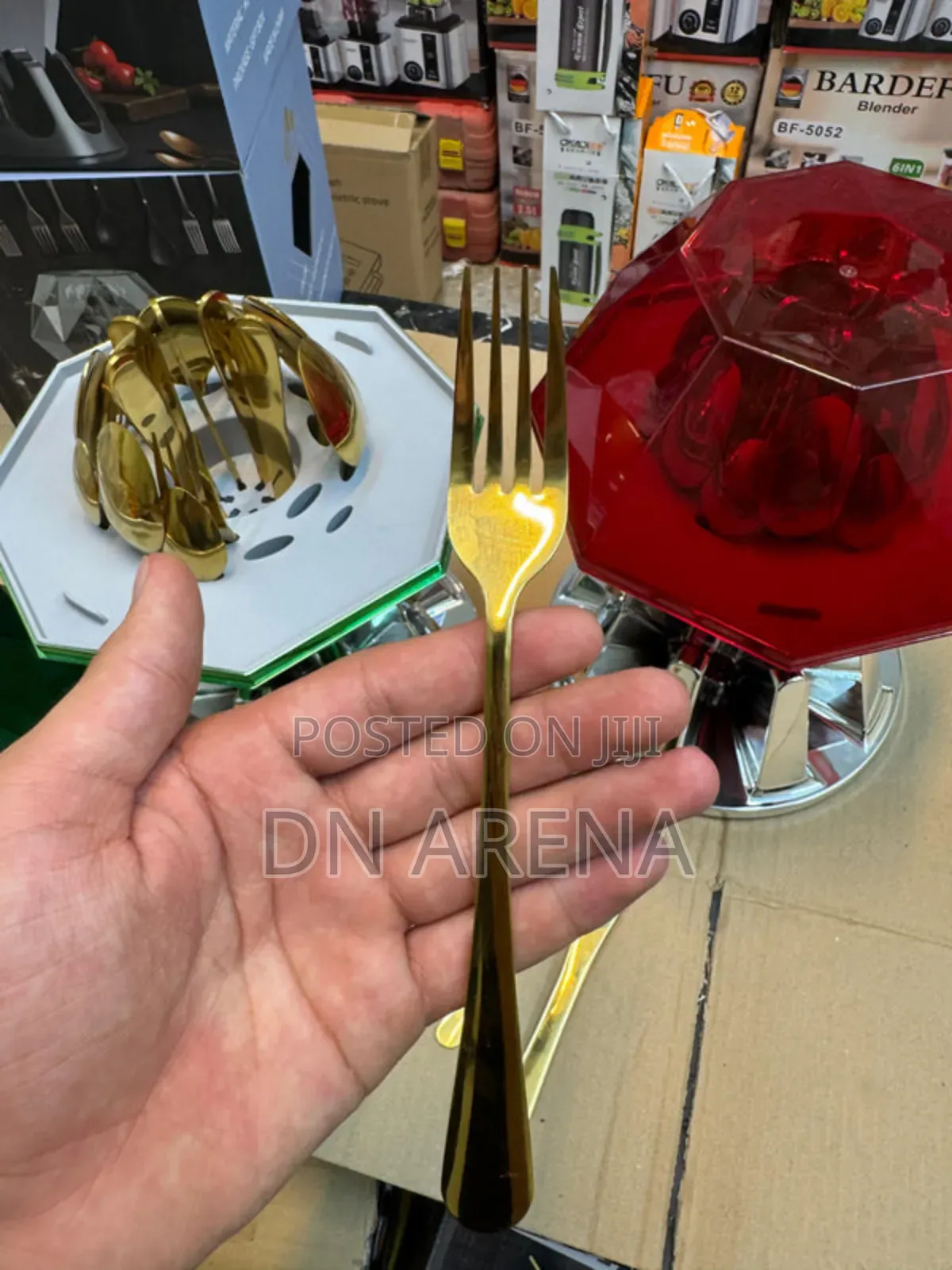 Diamond Cutlery Golden 24 PCS Set