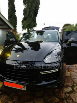 Porsche Cayenne Turbo AWD 2016 Black