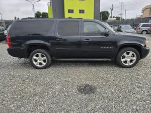 Chevrolet Suburban LS 2500 2012 Black