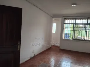 10bdrm House in Tema Ccommunity 6 for rent