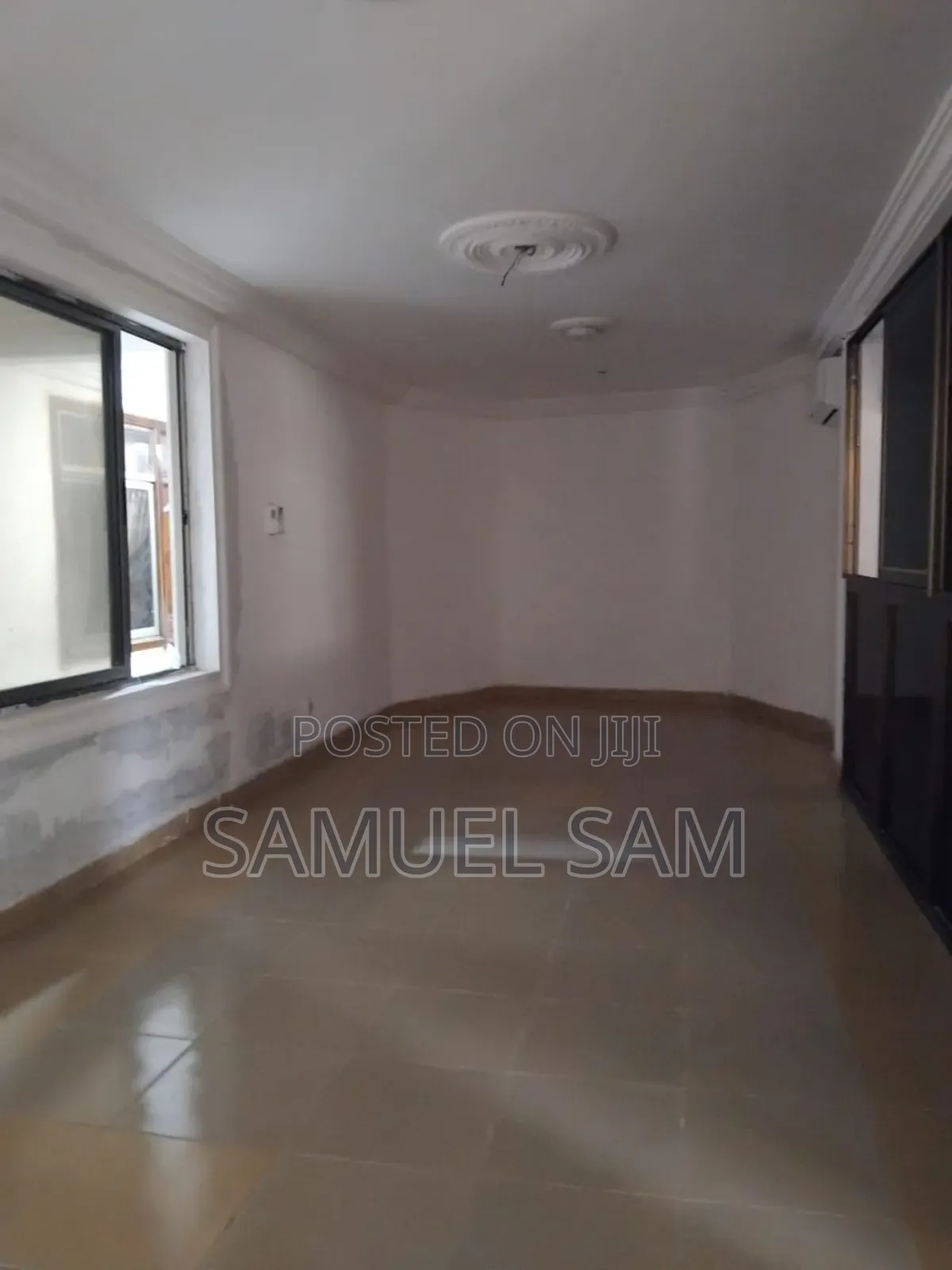 10bdrm House in Tema Ccommunity 6 for rent