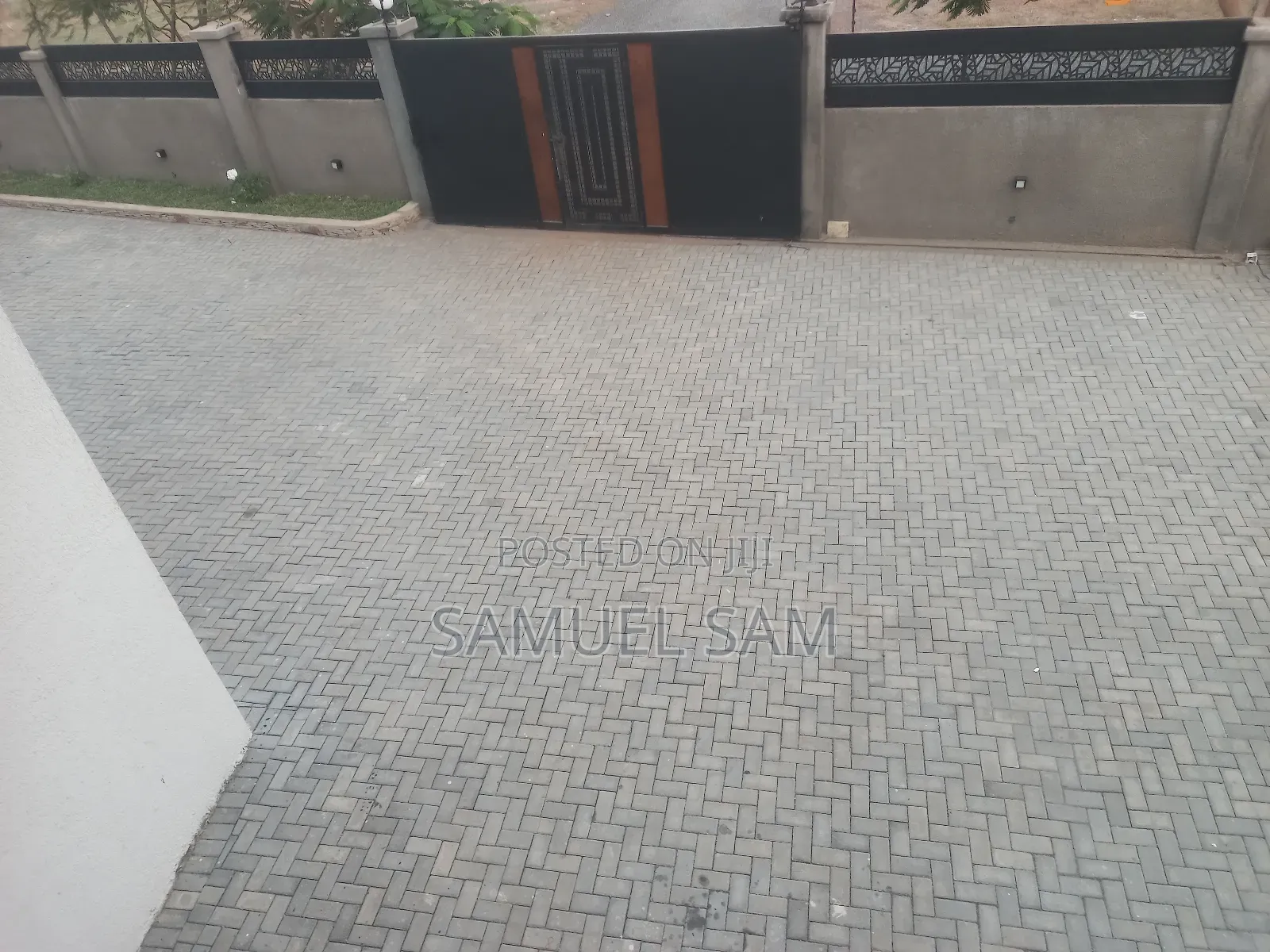 3bdrm Townhouse / Terrace in Tema Community 10 for rent
