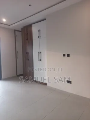 3bdrm Townhouse / Terrace in Tema Community 10 for rent