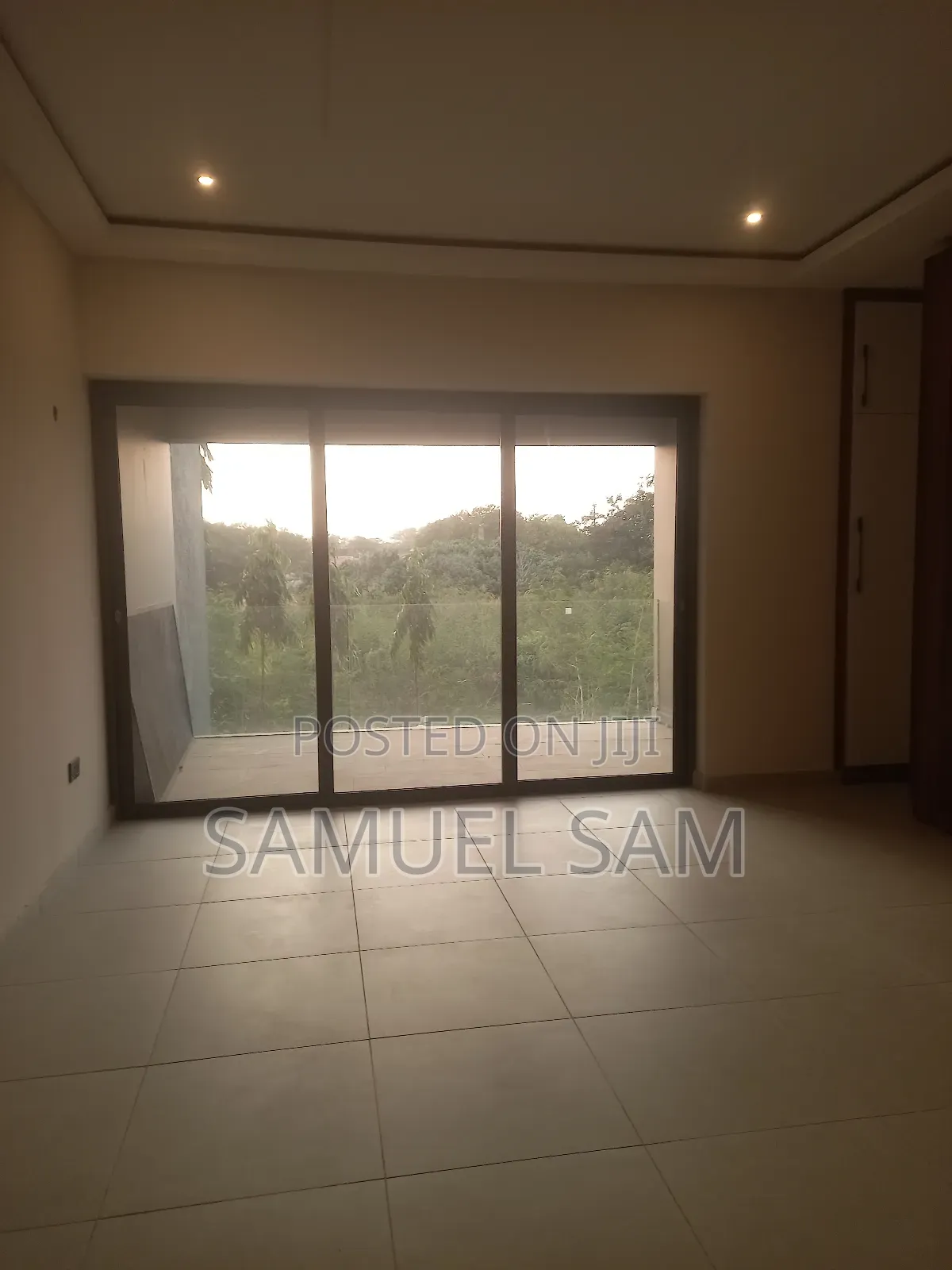 3bdrm Townhouse / Terrace in Tema Community 10 for rent