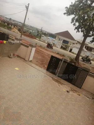 4bdrm House in Millions Properties, Kumasi Metropolitan for sale