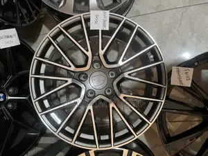 Porsche Original Rim Available