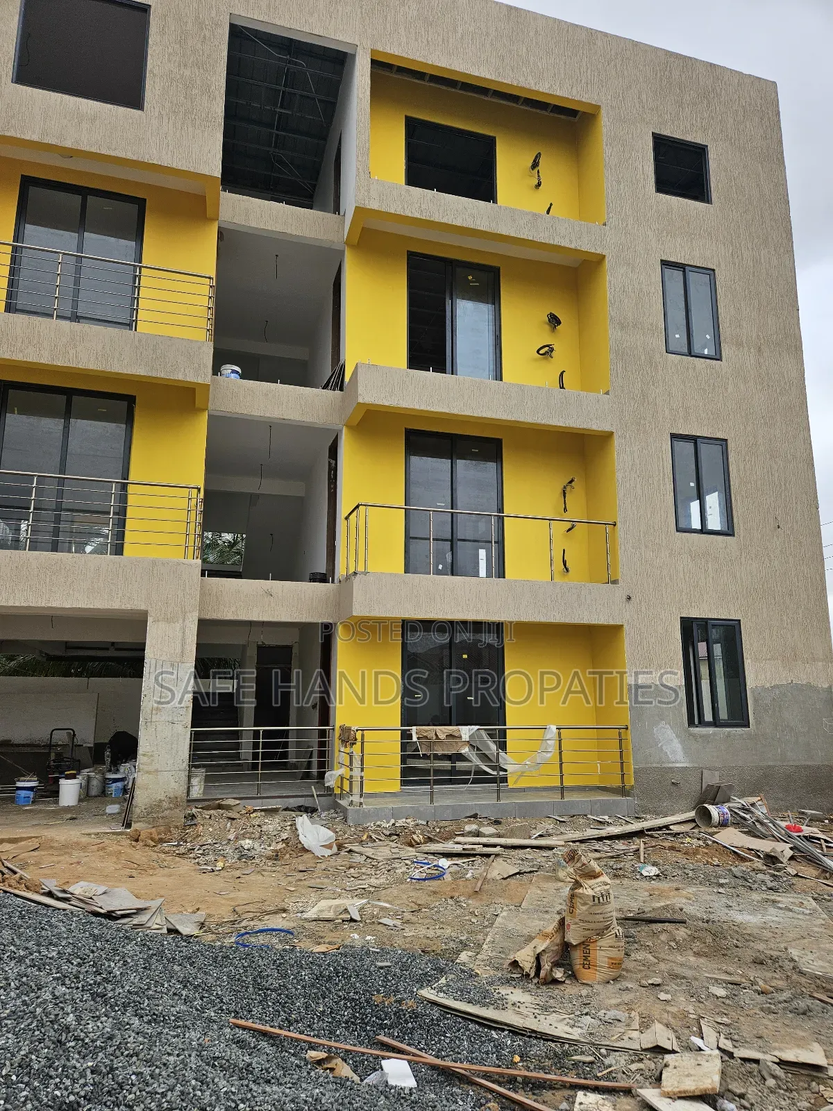 2bdrm House in Oyarifa Mangoes, Accra Metropolitan for sale