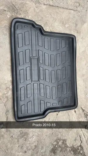 Toyota Prado Boot Carpet