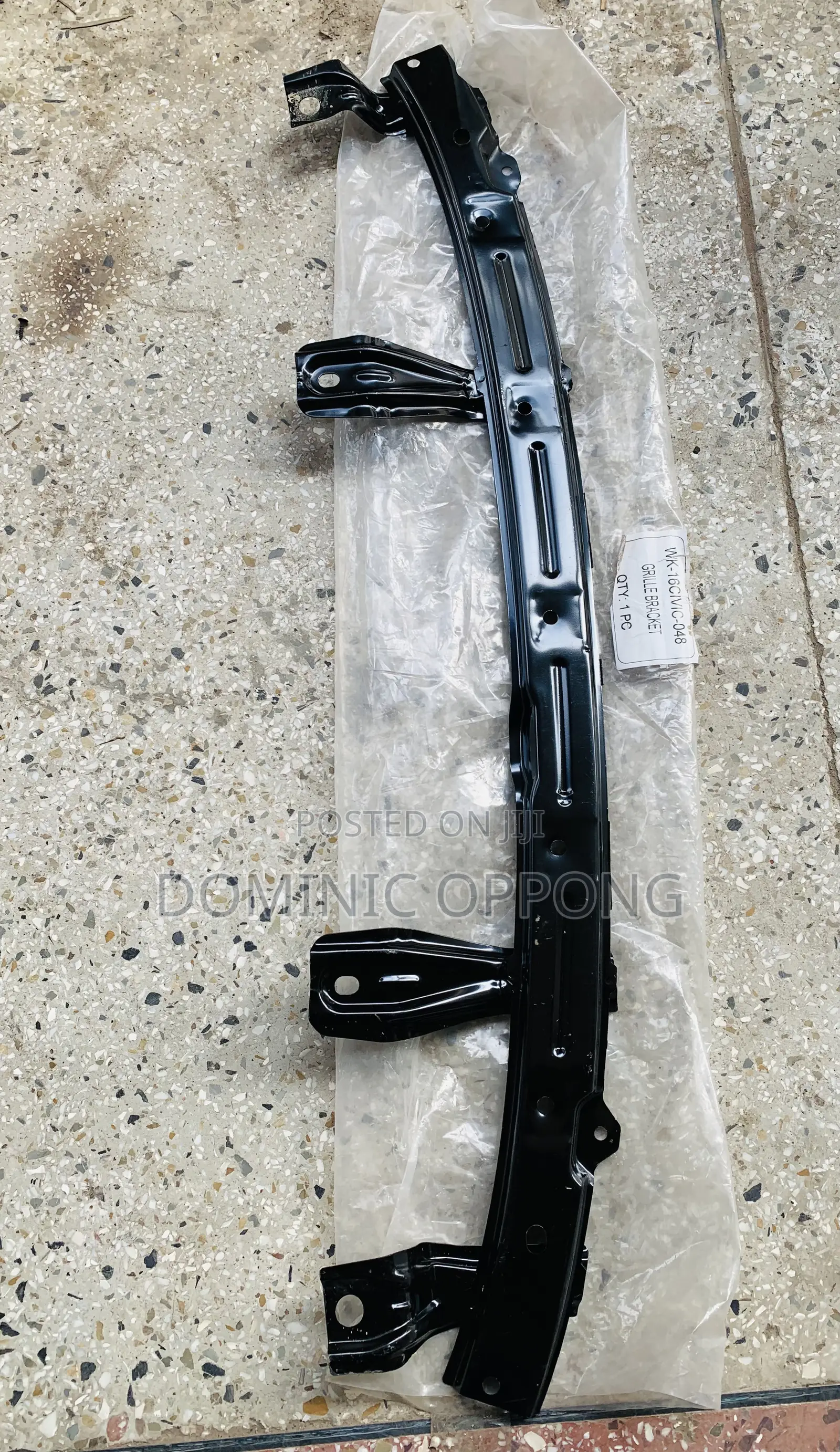 Honda Civic 2016 Grill Bracket