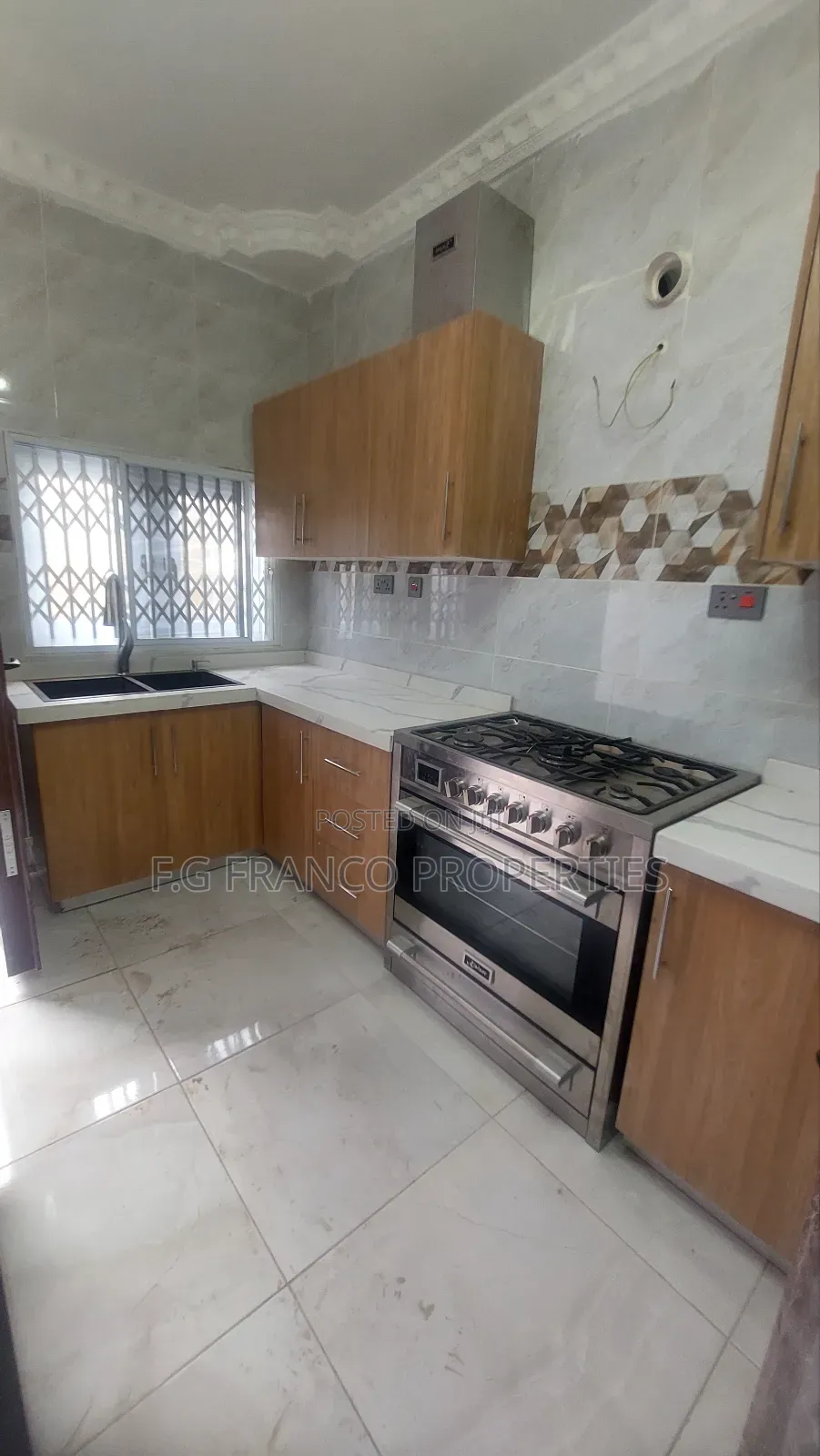 2bdrm House in Kg.Franco Properties, Spintex for sale