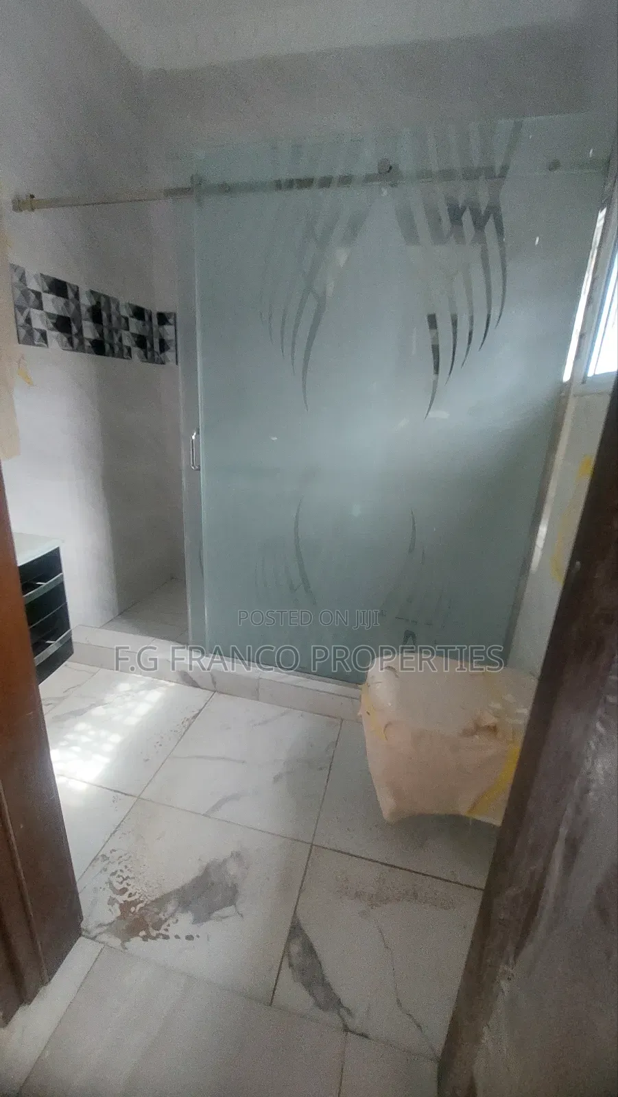 2bdrm House in Kg.Franco Properties, Spintex for sale