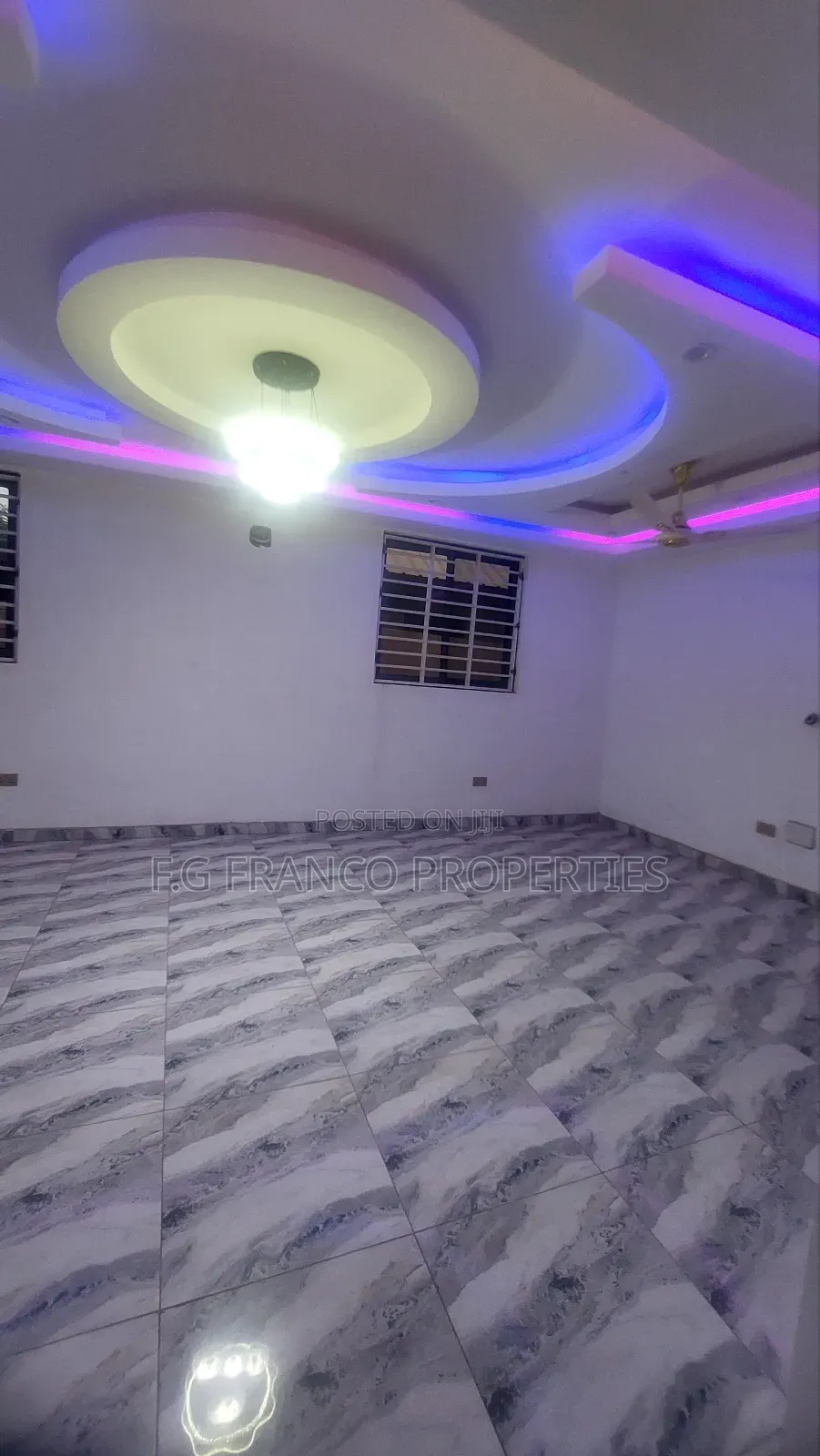 5bdrm House in Kg. Franco, Spintex for sale