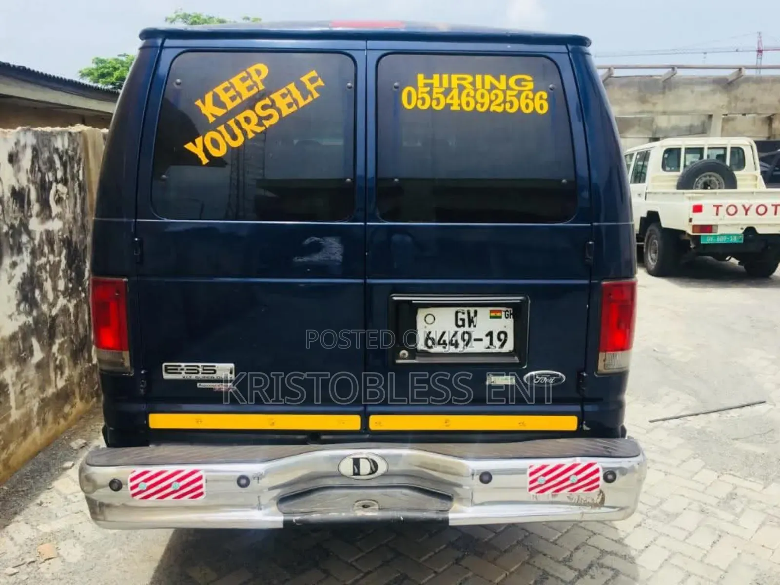 Ford E350 2012 Blue