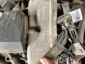 2012 C300 Engine and Gear Box (M272)