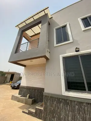 Furnished 4bdrm Townhouse/Terrace in Teshie Bushroad, New Town for sale