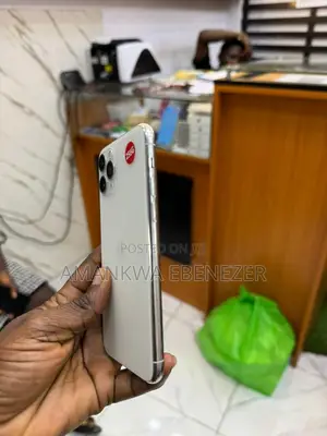 New Apple iPhone 11 Pro 256 GB White