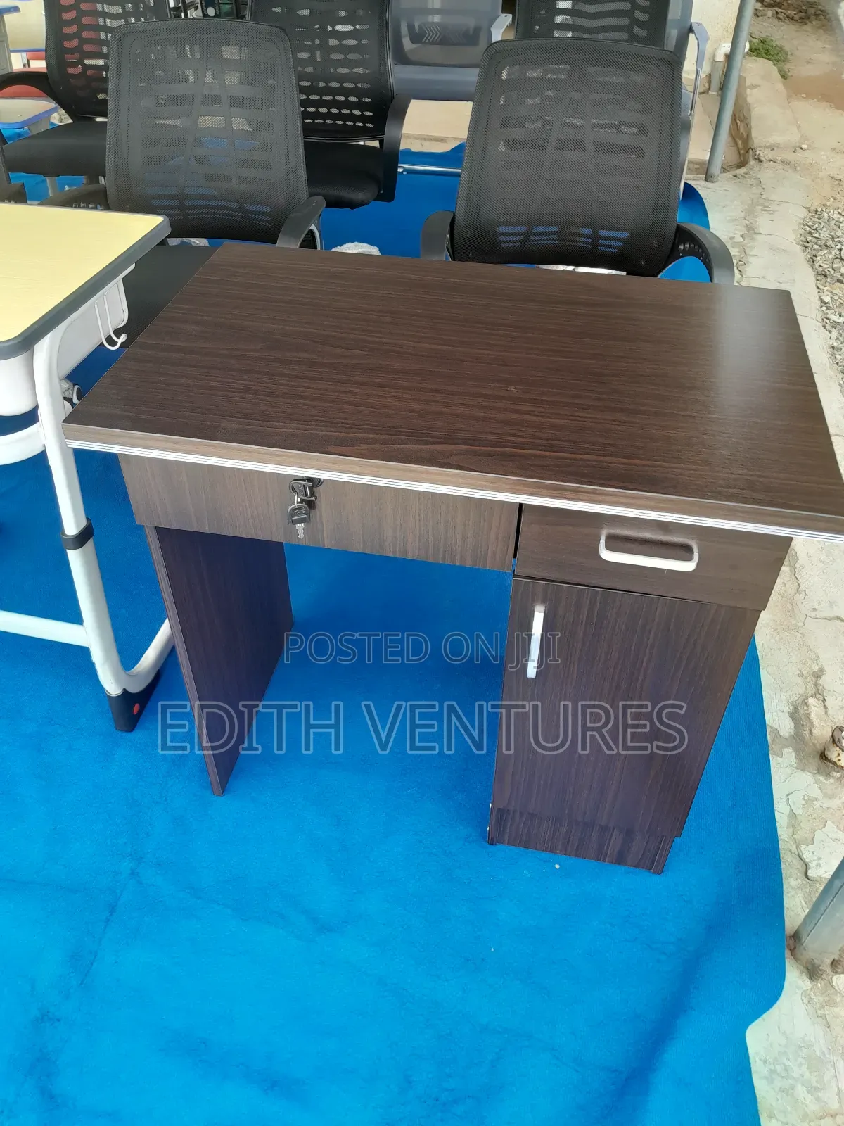 Section Office Table