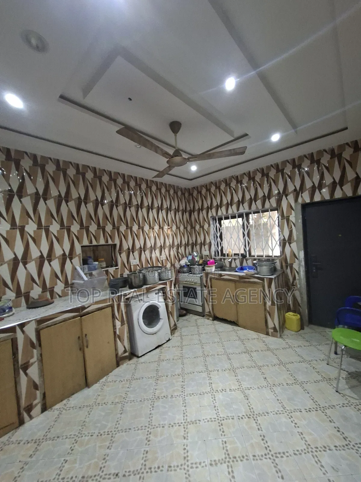 4bdrm House in ,, Business Center, Ashaley Botwe for sale