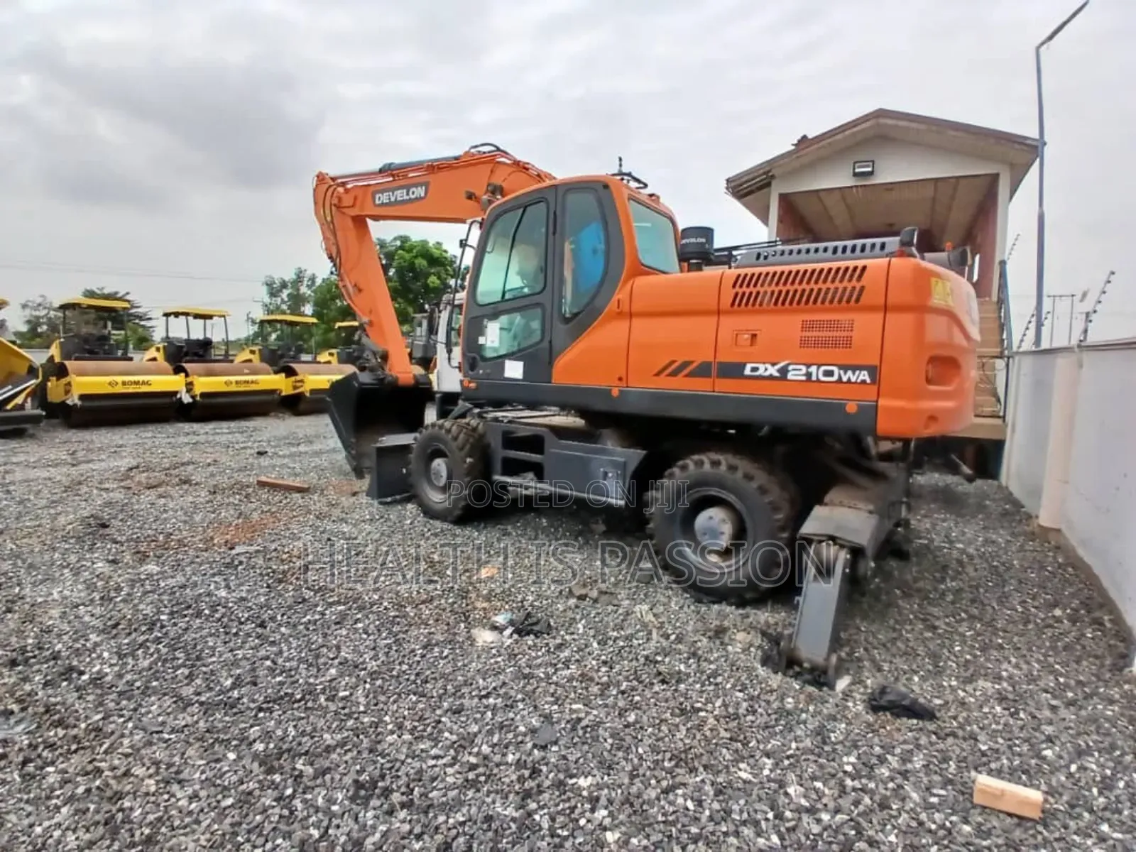 Develon Wheeled Excavators for Sale