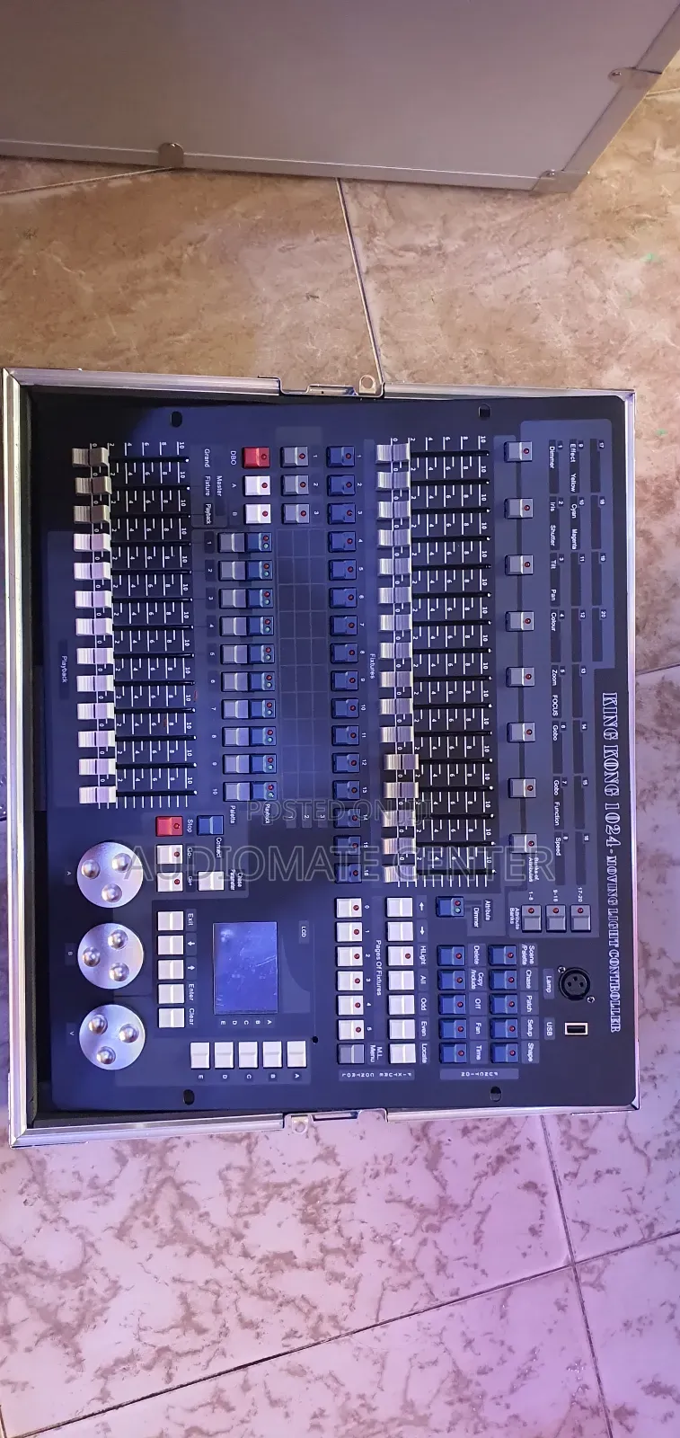 King Kong 1024 Light Mixer