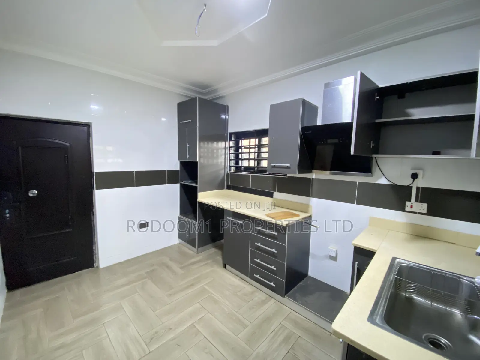 3bdrm House in Amasaman Stadium for sale