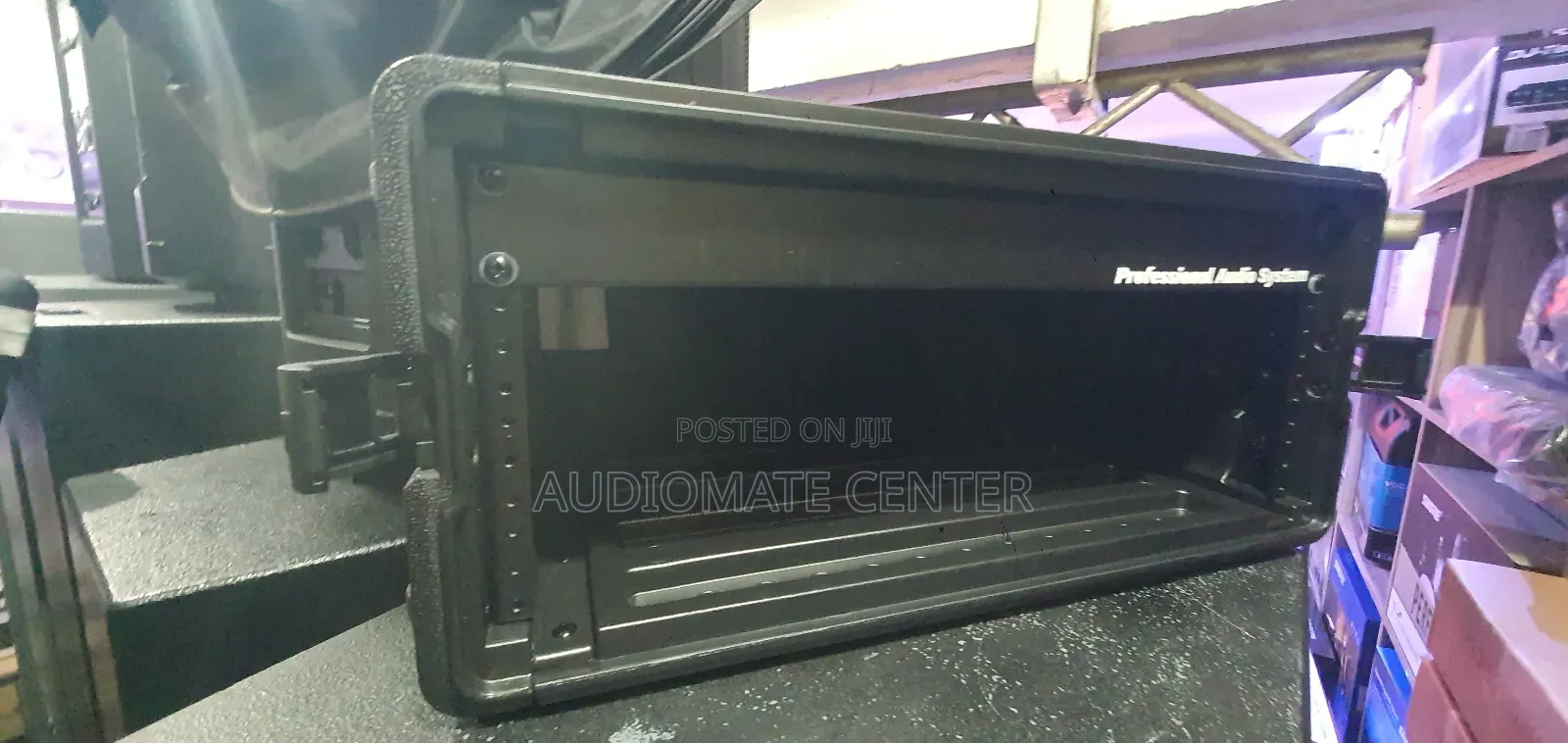 6 U Effect Rack