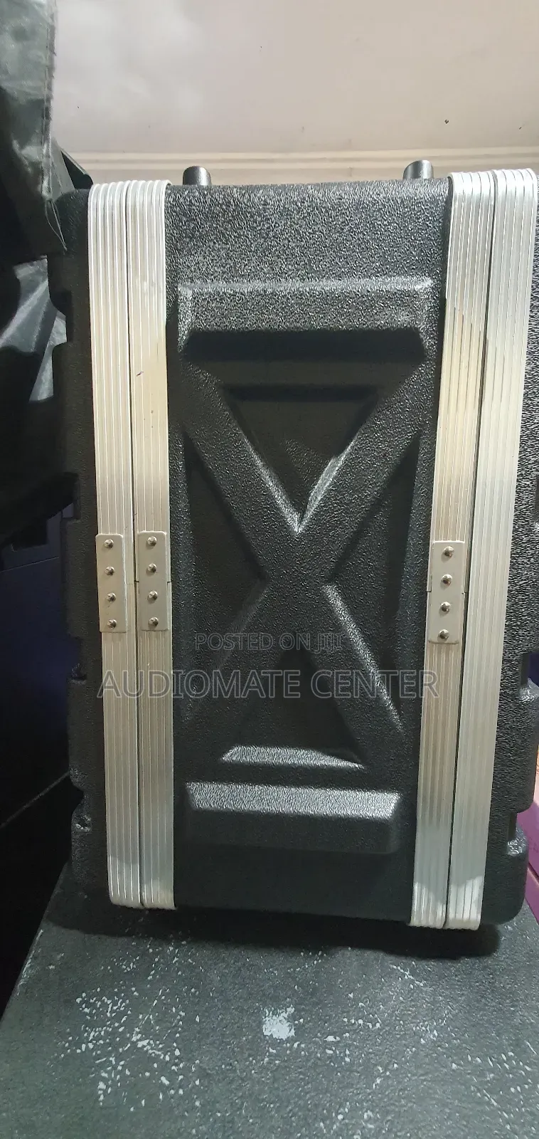 6 U Effect Rack