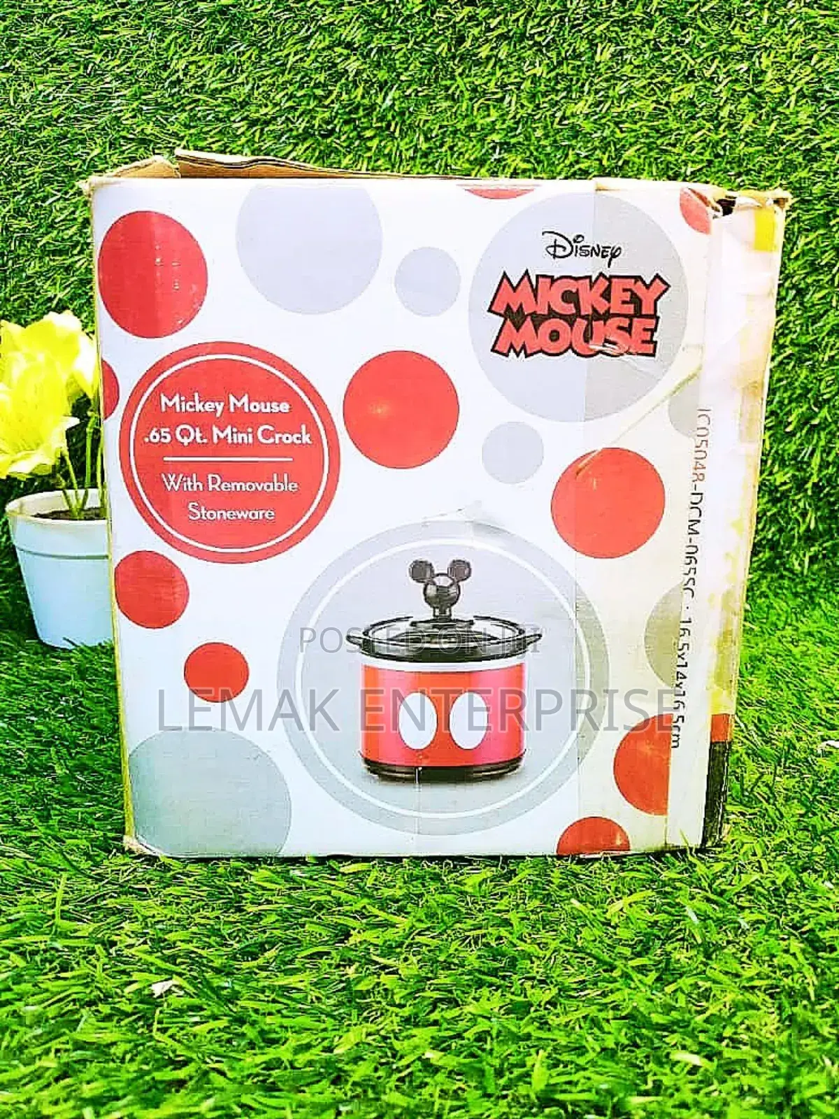 Mickey Mouse 0.65 Quart Mini Crock