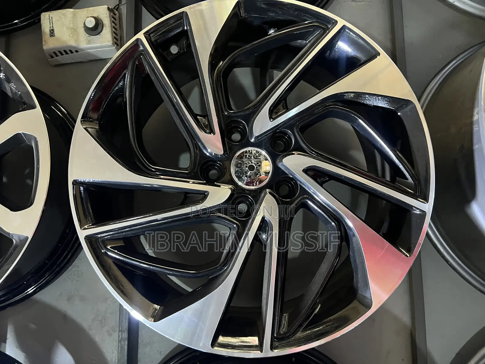 Santafe Alloy Rims Available Set